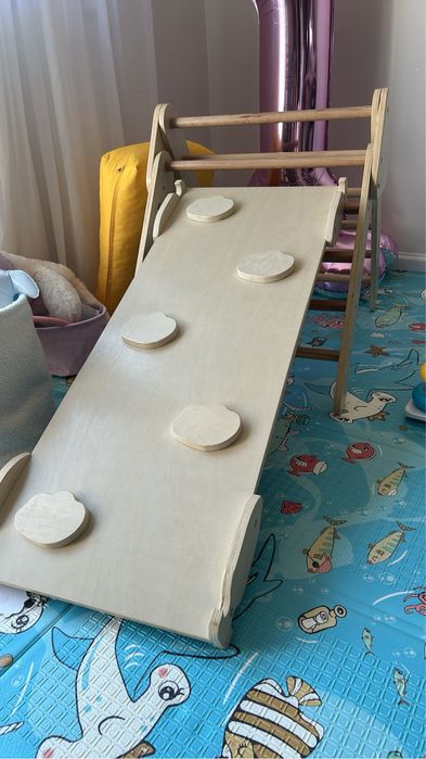Drabinka ze zjeżdżalnią/wspinaczką
