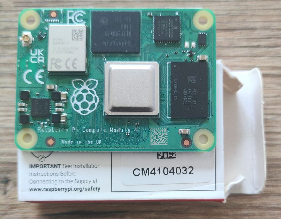 Raspberry pi Compute Module 4 4GB Ram 32GB emmc wifi