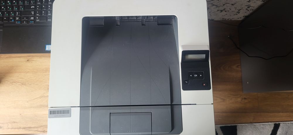 Принтер HP LaserJet Pro m402dne
