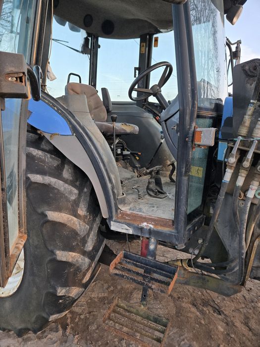 New Holland TD-95D 4WD