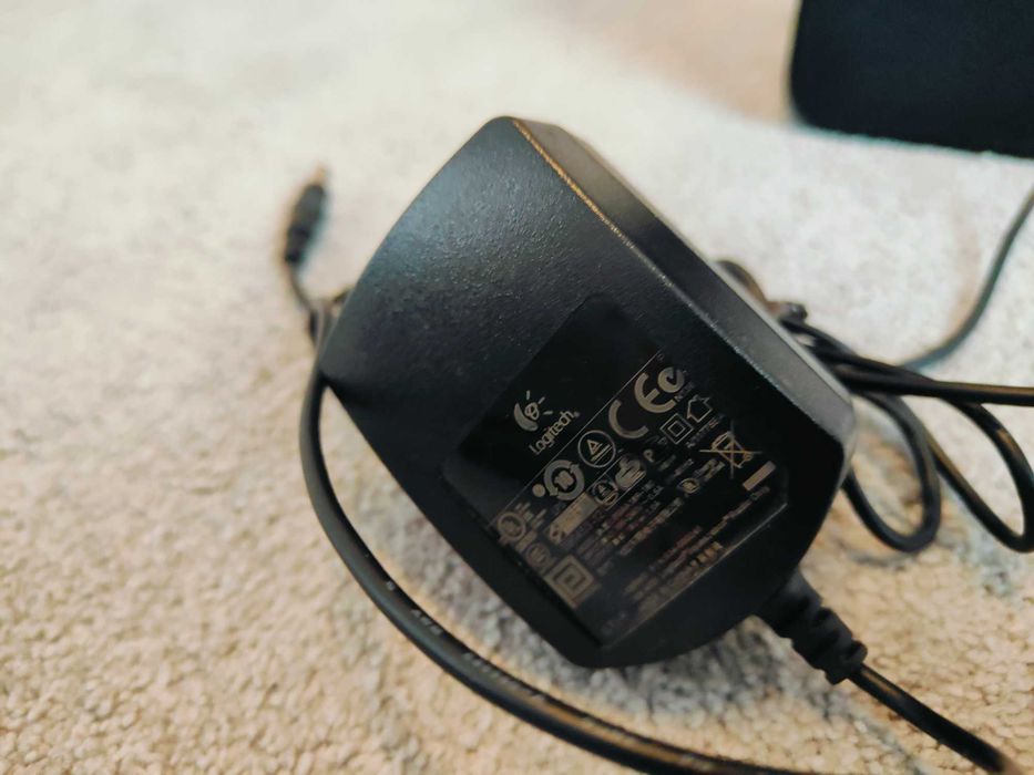 Radio internetowe Logitech UE + zasilacz radio Logitech