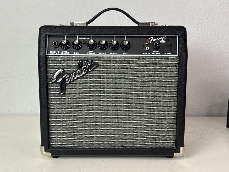 Amplificador /combo Fender Frontman 15G