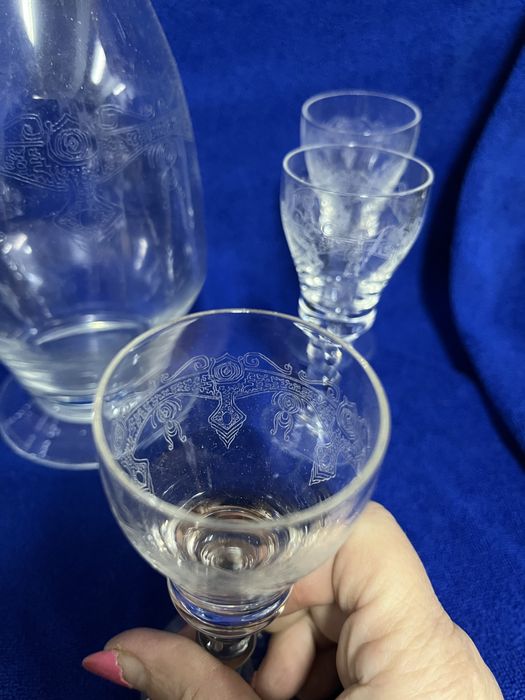 Garrafa licoreira lapidada