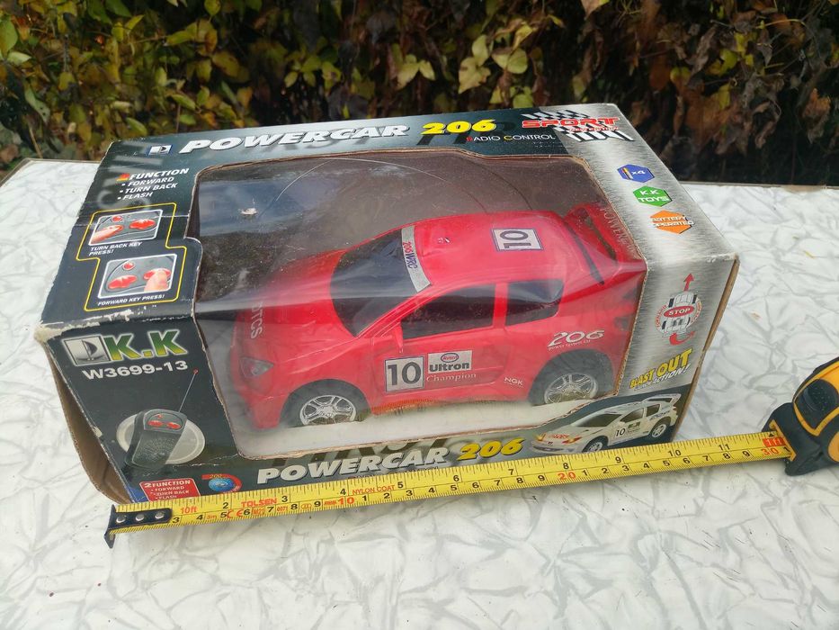 Нова 2000-х р машинка на радіокеруванні Пежо 206 іграшка авто powercar