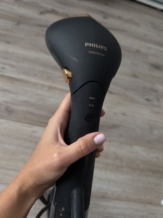 Вертикальный отпариватель ручной Philips