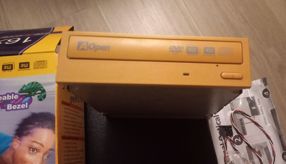 Gravador de DVD AOpen 16x