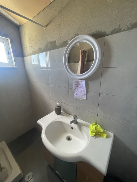 Alugo quarto para 1 pessoa