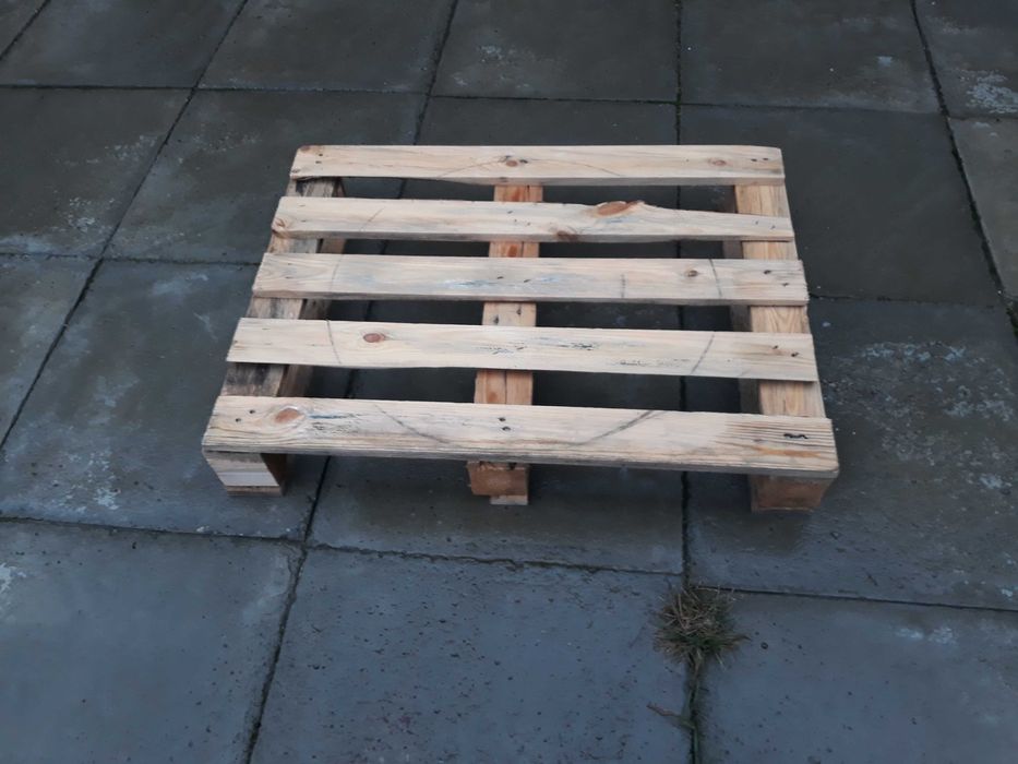 Półpaleta drewniana Pół-paleta 60x80 palety