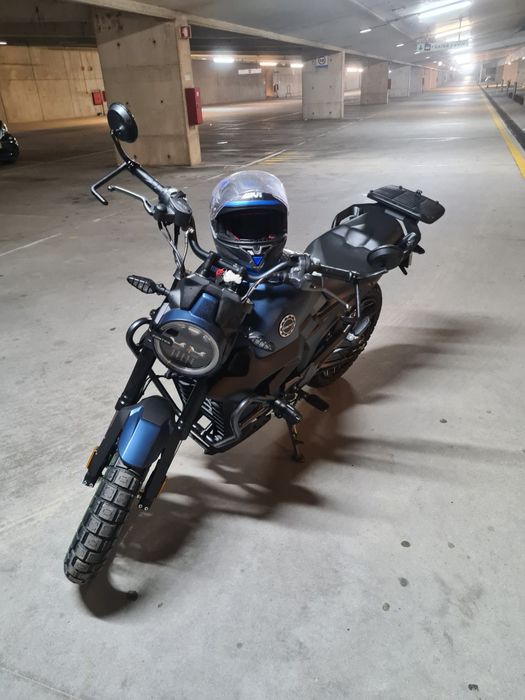 Zontes G1X LCD como nova