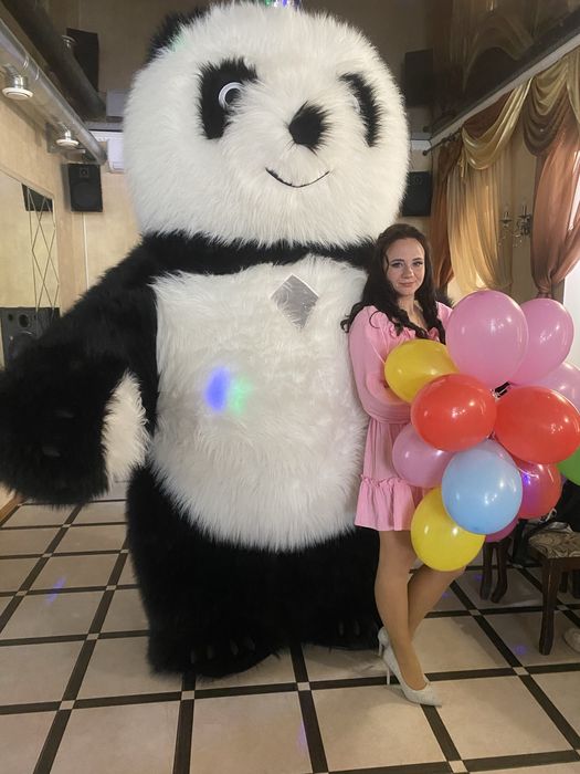 Привітання від нійгарніших ростових ляльок