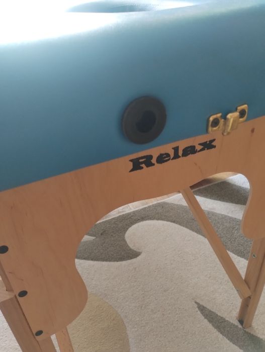 Масажний стіл кушетка