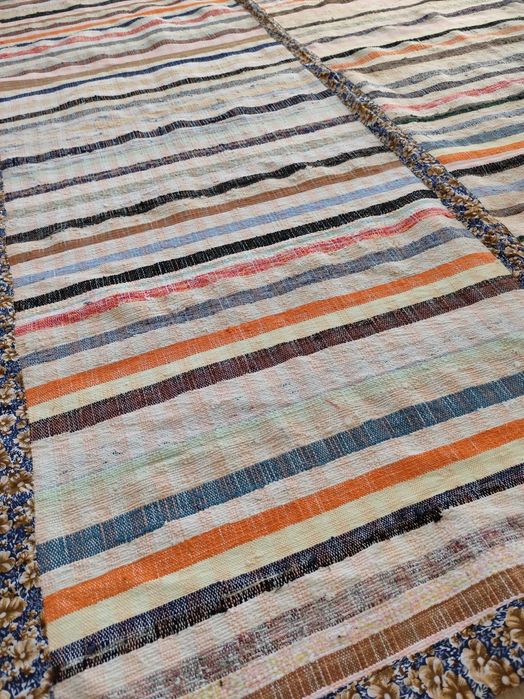 Carpete grande rectangular