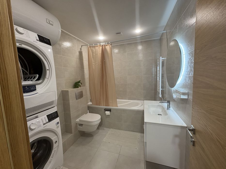 Гавела 28, 8 поверх, три окремі спальні!