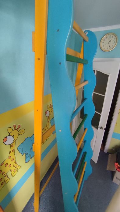 Шведская стенка лестница