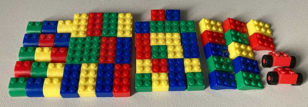 Conjunto de Pequenos Blocos de Construção (63 peças)