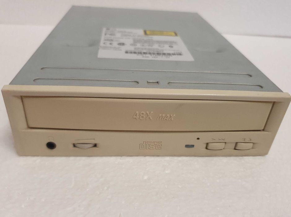 LG 48x Max Internal CD ROM Reader/Drive, Model CRD-8482B - IDE - Vintage64551757798530120