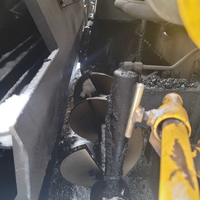 Układarka do masy bitumicznej SUMITOMO HA60C-8