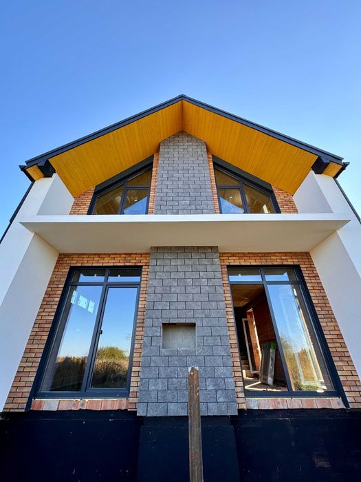 Продаж неймовірного 2 поверхового будинку по вул. Тракт Глинянський