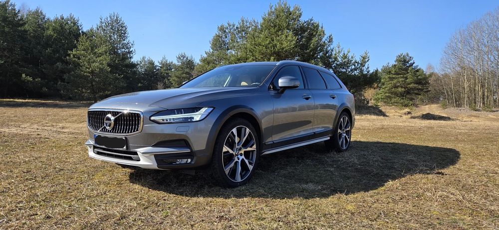 Volvo V90 V90 CC , full, felgi 21 cali, cesja wynajem z wykupem bez BIK i KRD,