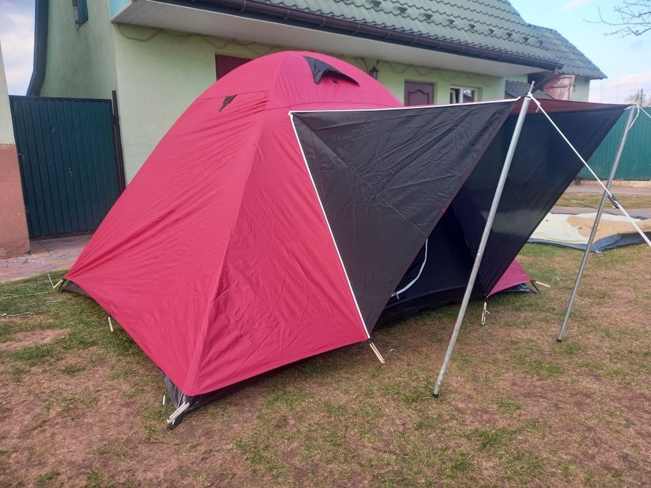 Палатка 3місна з Німеччини