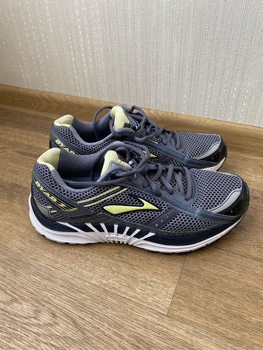 Кросівки Brooks Dyad 7 (26 см)