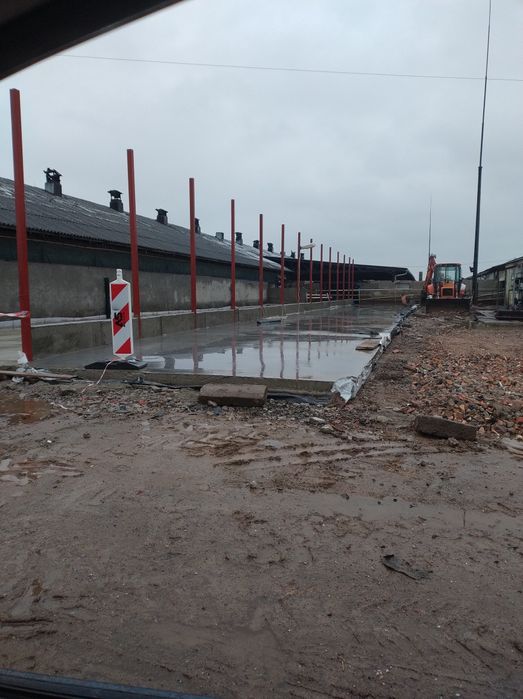 Posadzki przemysłowe kucie przygotowanie