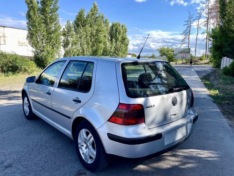 Продам Golf 4 1.6