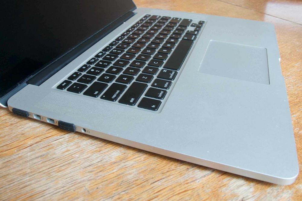 MacBook Pro, 15.4”, RAM 16GB, SSD 512GB, Grafika 1,5GB, Gwarancja