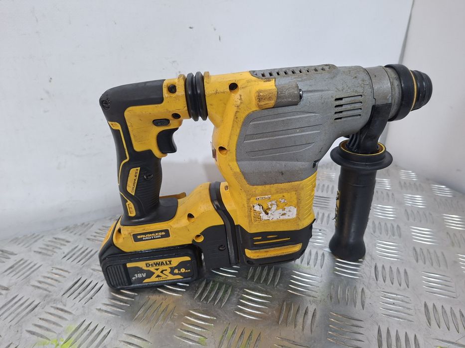 Перфоратор акумуляторний DeWALT DCH283