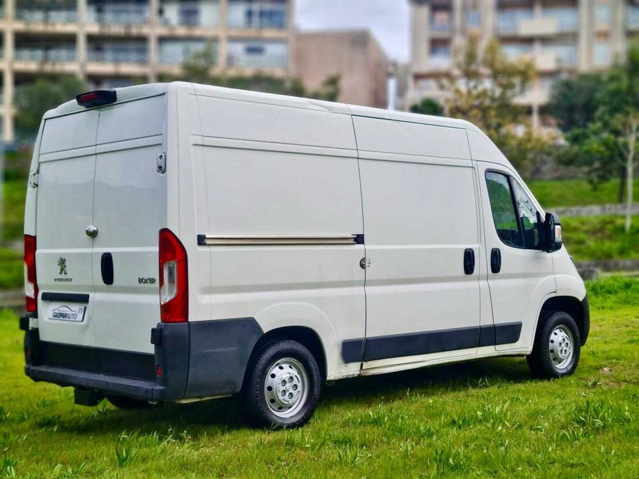 Peugeot Boxer 2.0 BlueHDi 330 L2H2 Premium IVA DEDUTÍVEL
