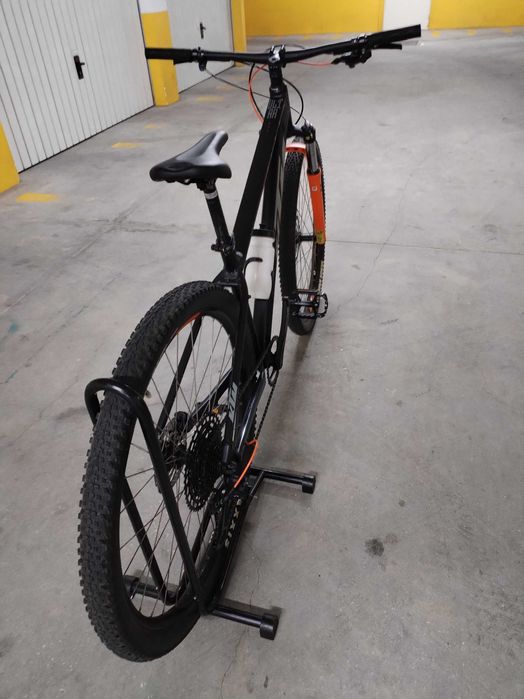 Bicicleta montanha KTM