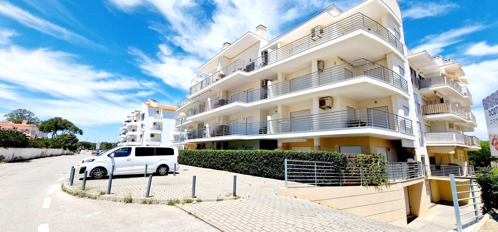 Fantástico T2 para férias na Praia da Falésia, Alfamar