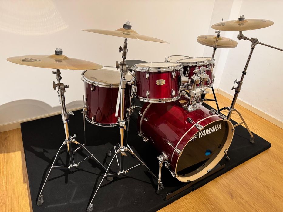 Bateria Yamaha Stage Custom Birch Cranberry Red 22"