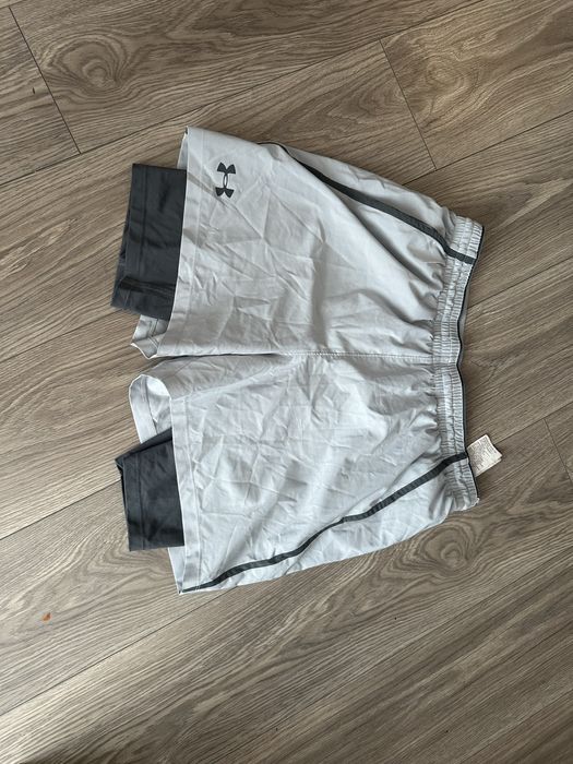 Продам шорты under armour L