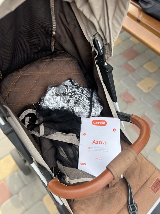 Прогулянкова коляска Carrello astra
