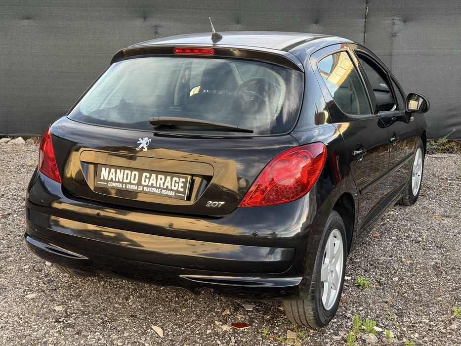 Peugeot 207 1.4 HDi 68cv ( Gasoleo ) 2007