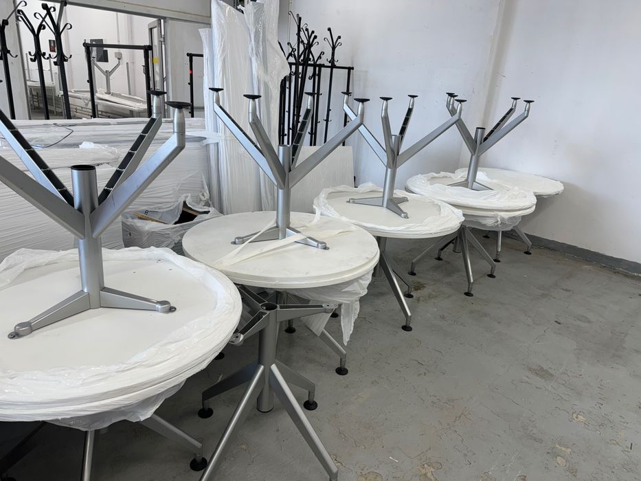 Stół owalny,okrągly,uzywany,poleasingowy