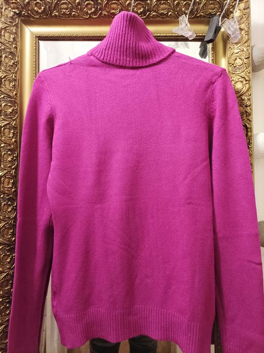 Sweter damski  z golfem , amarant.