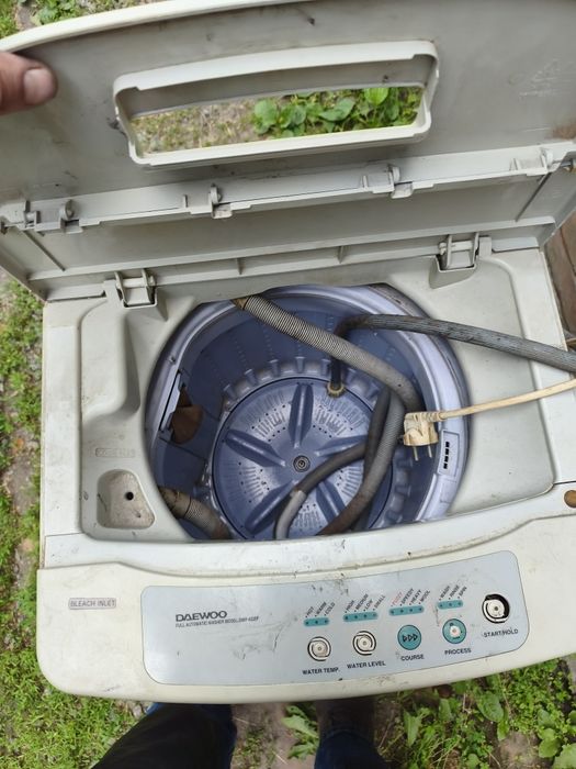 Продам на запчастини Daewoo dwf-4229p
