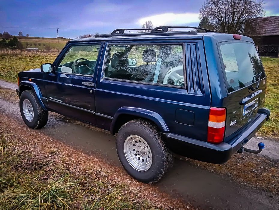 Bardzo ładny Jeep Cherokee XJ