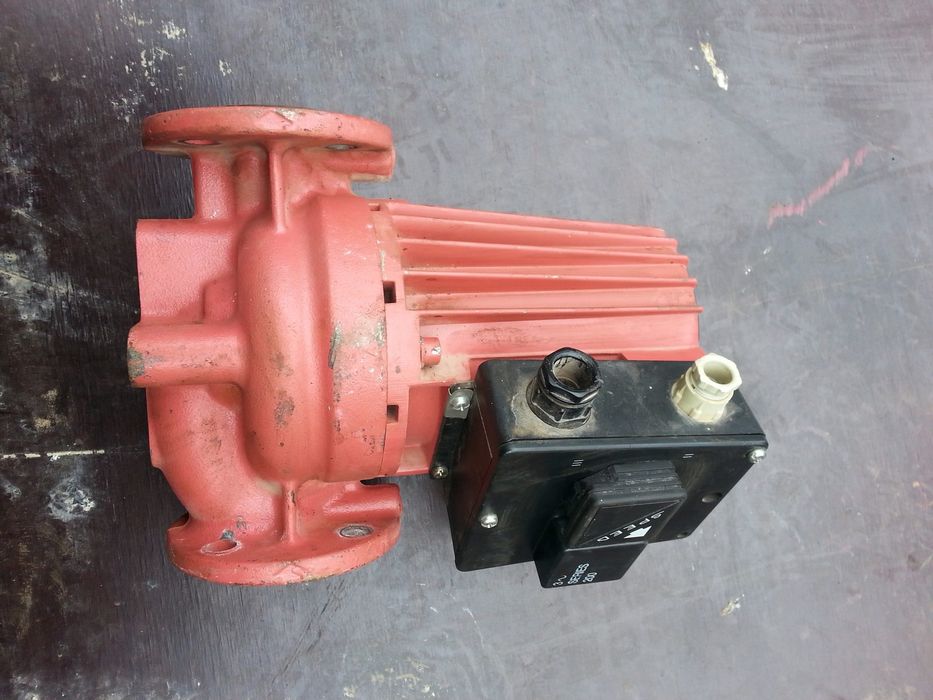 Pompa Grundfos UPC 32-120 +puszka z ups