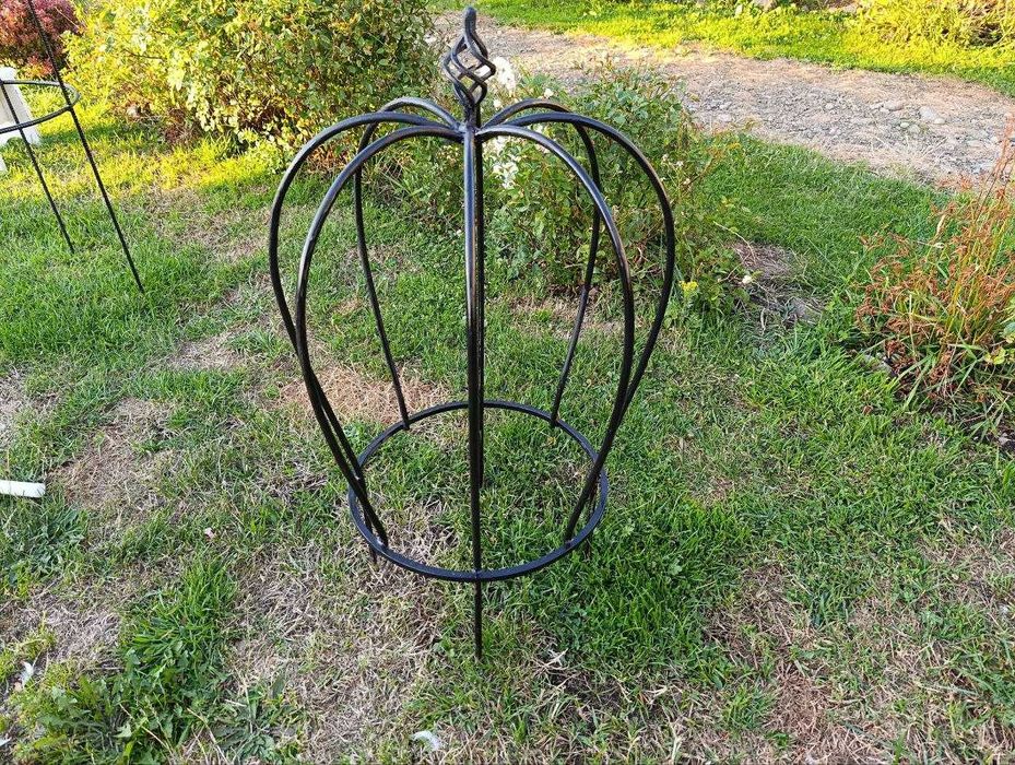 Металевий декор для саду Садовий Кований декор Металовироби