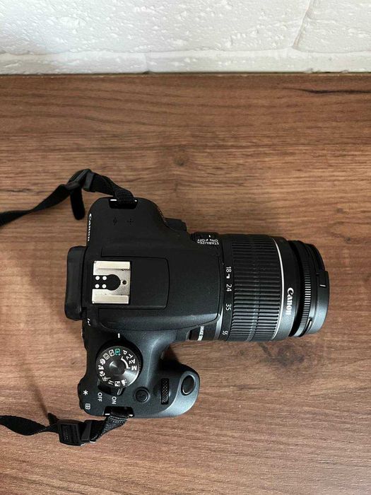 Canon eos 2000d фотоапарат + 2 обʼєктиви