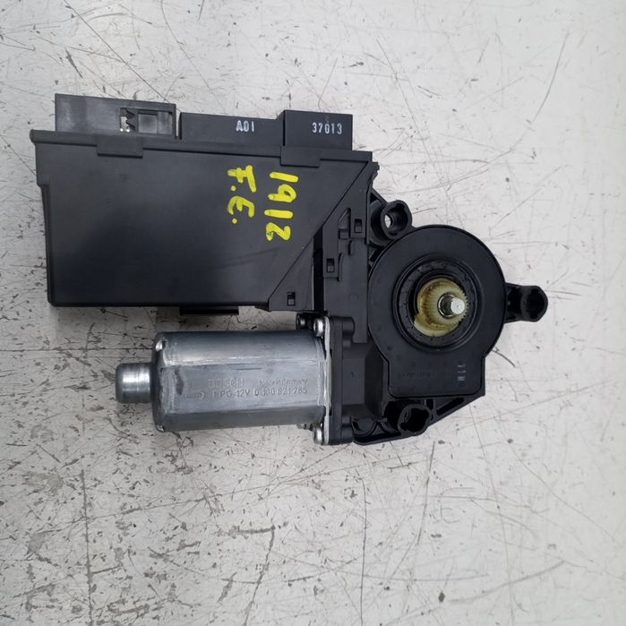 Motor de vidro frente esquerdo - SEAT EXEO ST (3R5) | 09 - 13