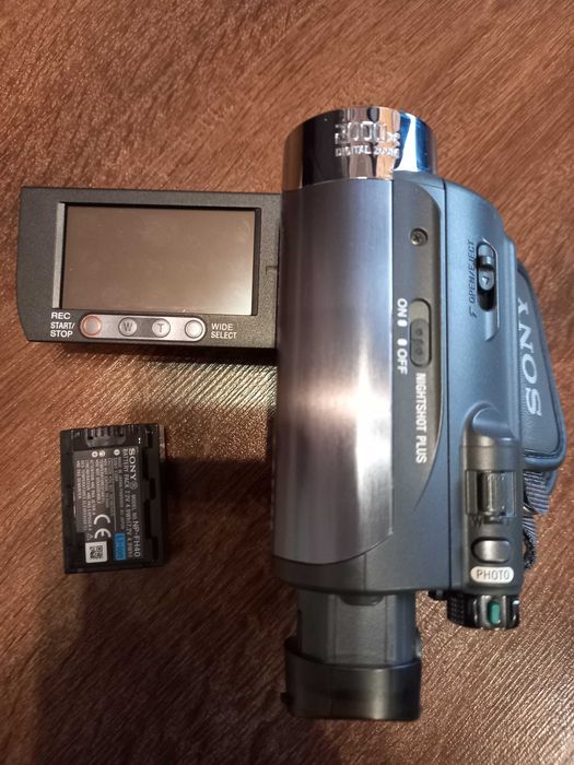 Відеокамера   SONY  DCR-HC 48 E