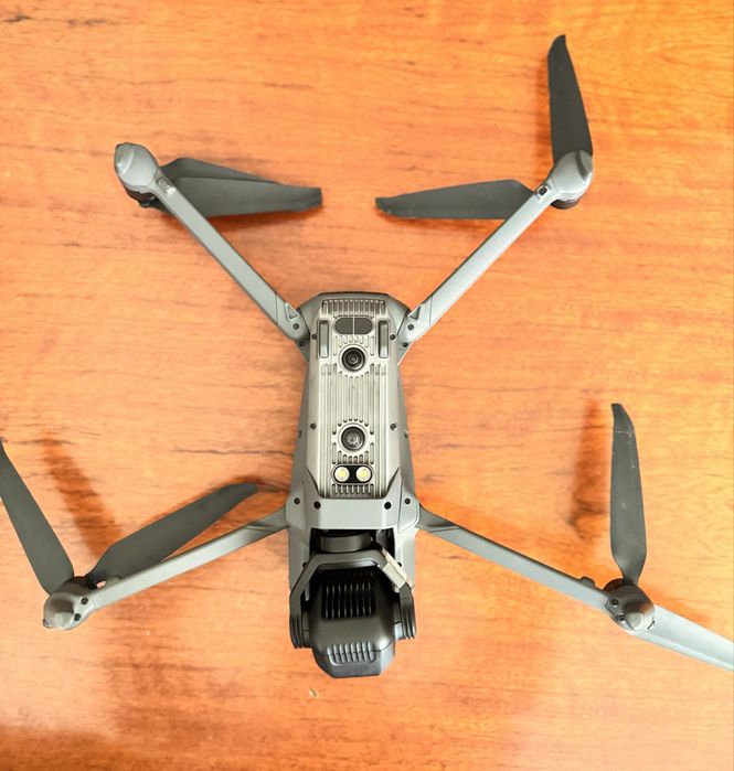 Продам DJI Mavic 3 Pro