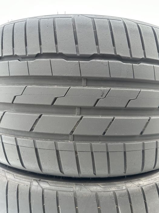 285/30/22 Hankook Ventus S1 EVO 3