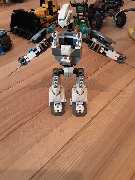 Lego ninjago 70737  starcie tytanów mech