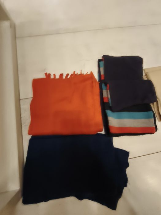 szaliki dzieciece 4 szt