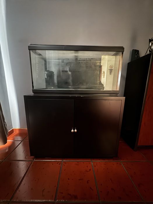 Aquario c/ movel